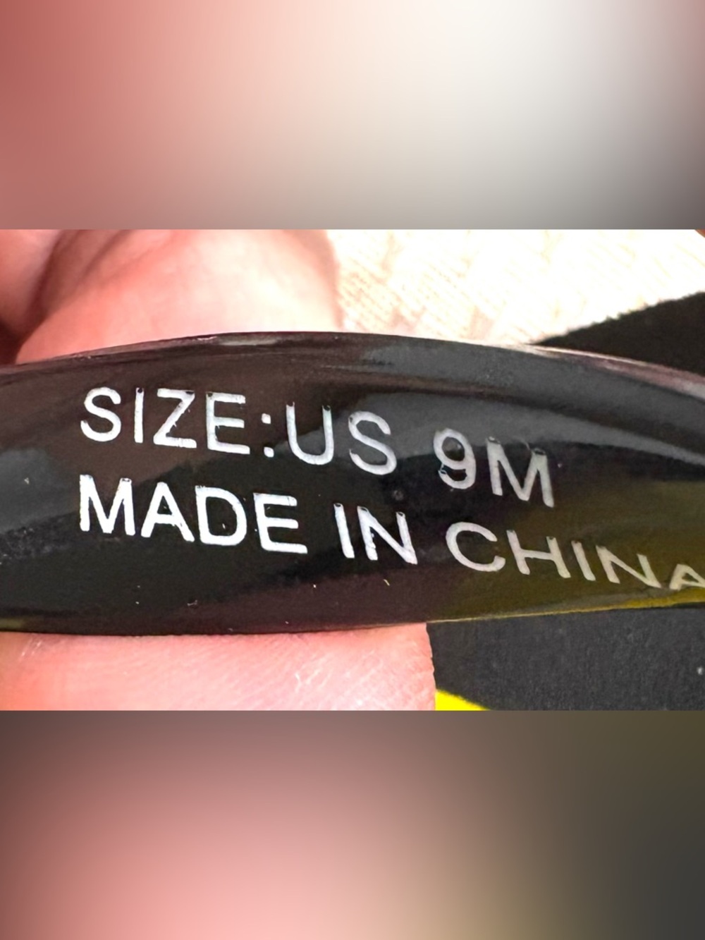 Kate Spade New York Taxi Cab flip flops. - Picture 8 of 9